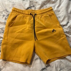 Alphalete ELMNTS Yellow Shorts Medium 7”